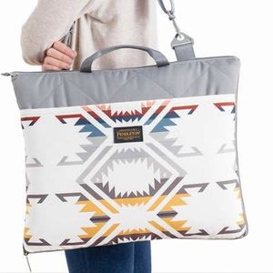 Pendleton packable blanket